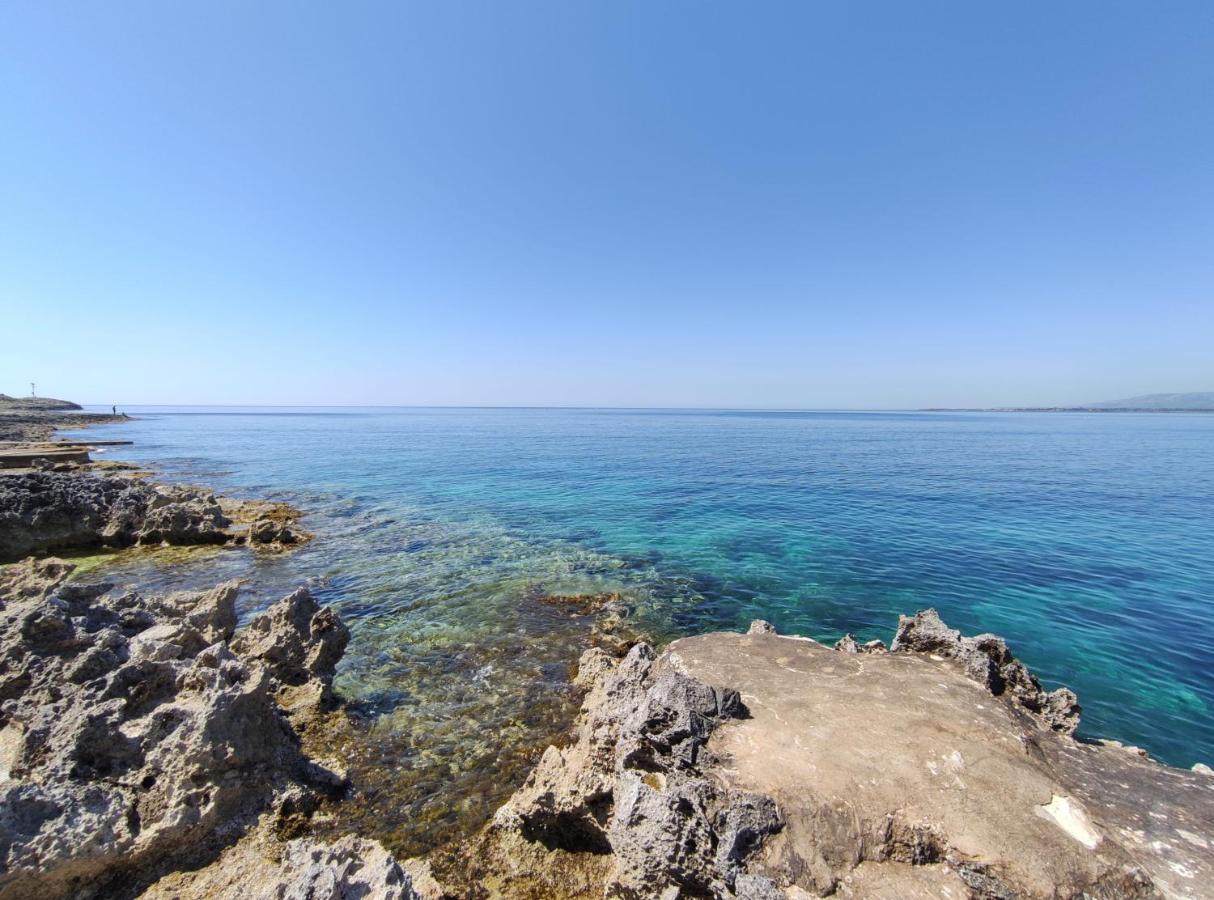 La Rosa Sul Mare Aparthotel Syracuse ภายนอก รูปภาพ