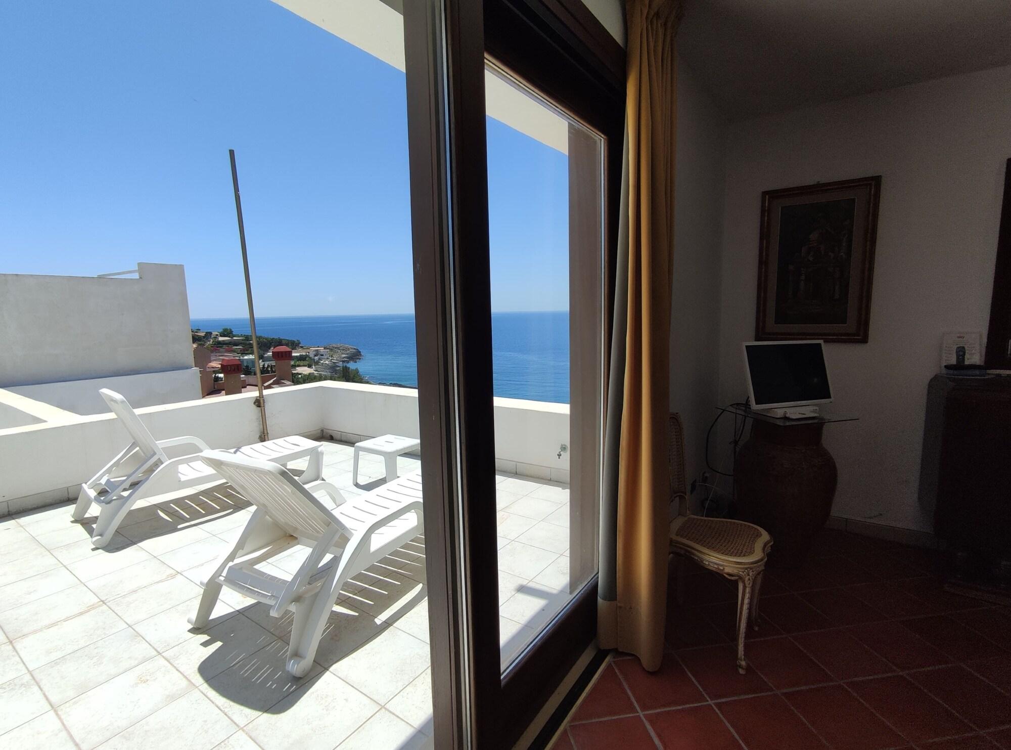 La Rosa Sul Mare Aparthotel Syracuse ภายนอก รูปภาพ