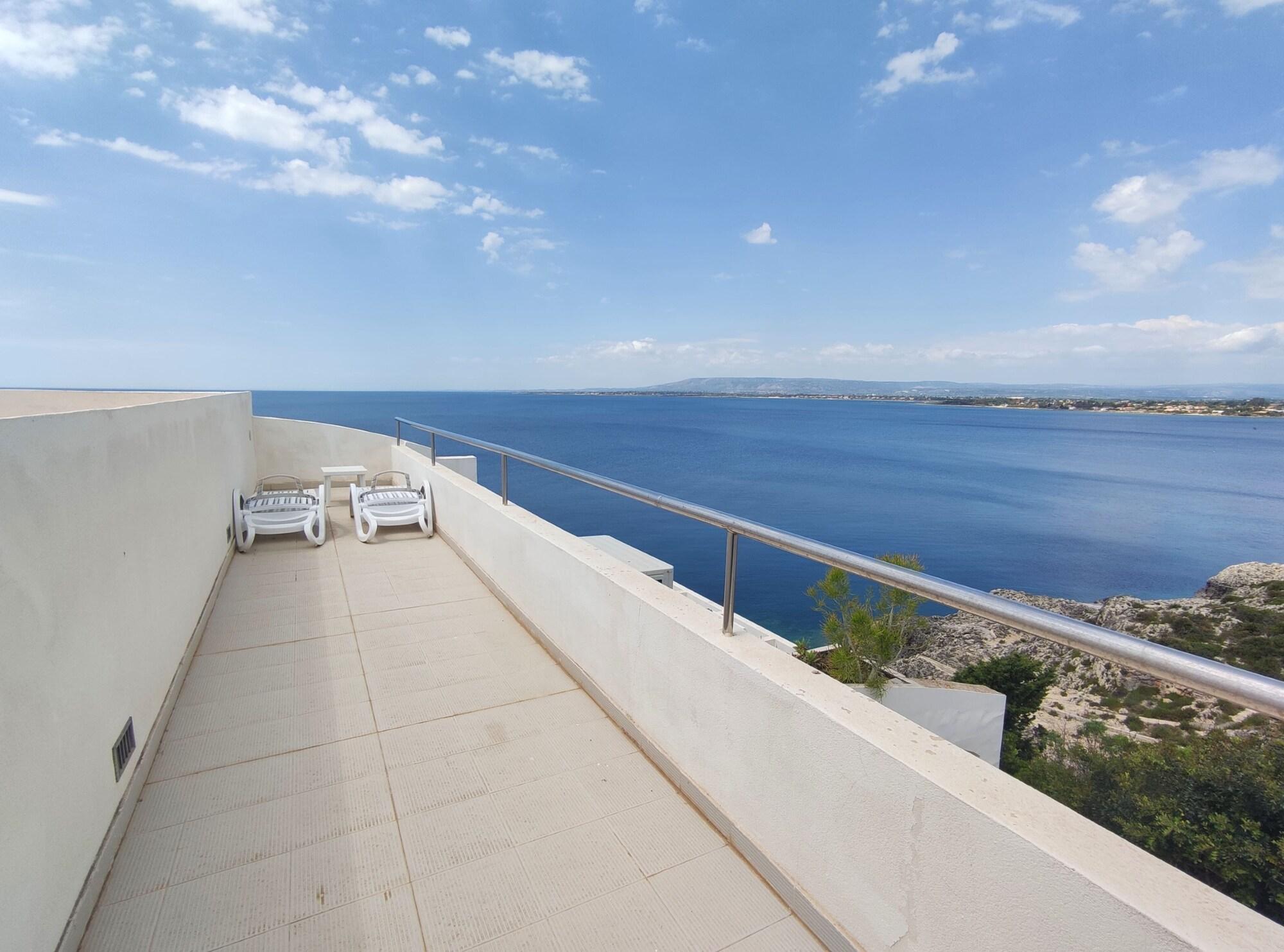 La Rosa Sul Mare Aparthotel Syracuse ภายนอก รูปภาพ